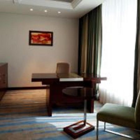 Holiday Inn Olaya By Ihg Riyadh Bagian luar foto