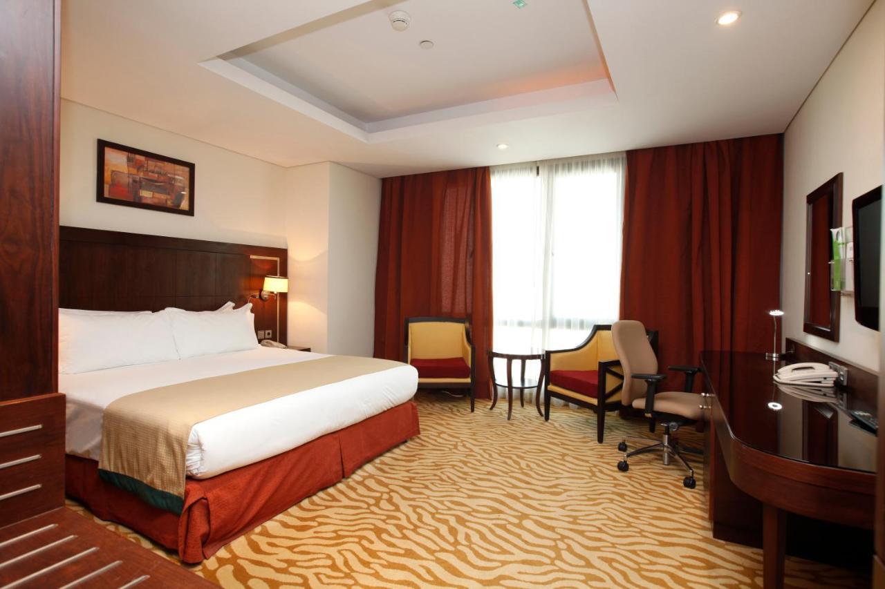 Holiday Inn Olaya By Ihg Riyadh Bagian luar foto