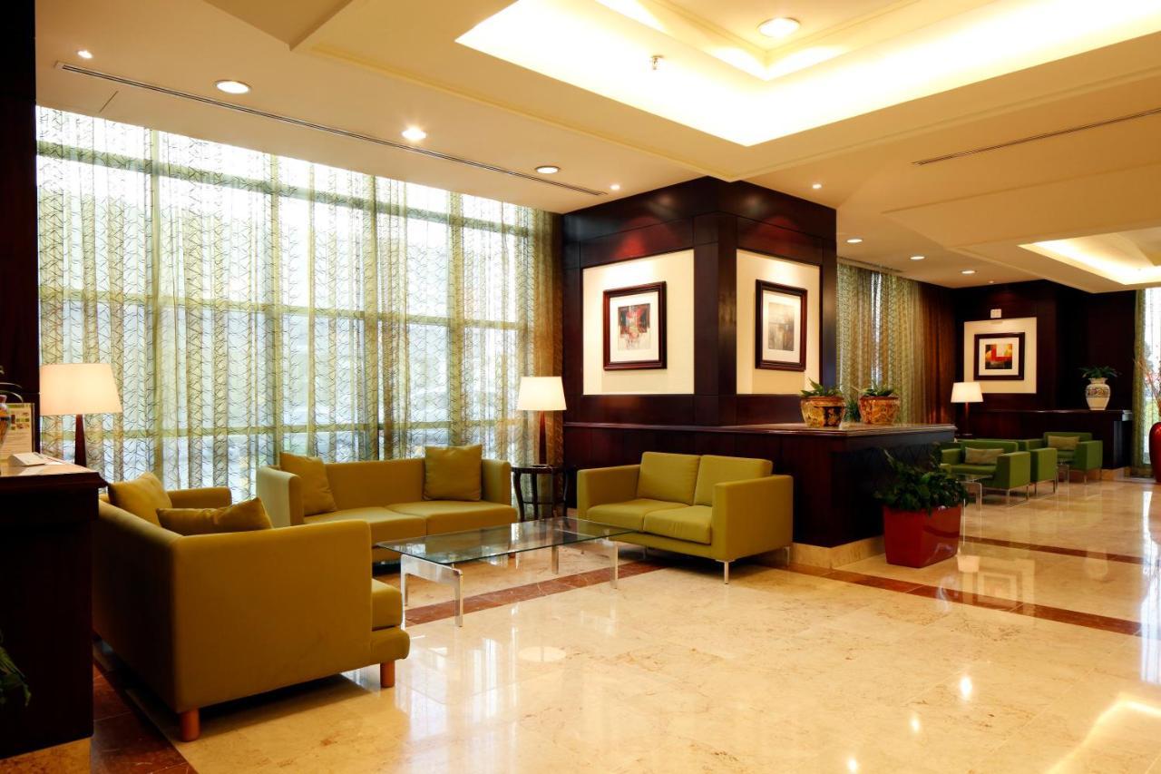 Holiday Inn Olaya By Ihg Riyadh Bagian luar foto