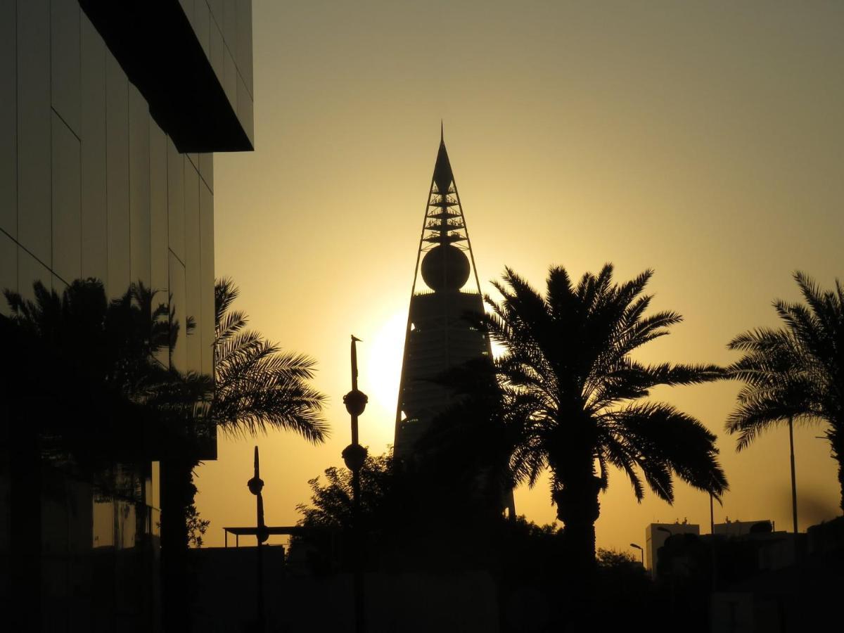 Holiday Inn Olaya By Ihg Riyadh Bagian luar foto