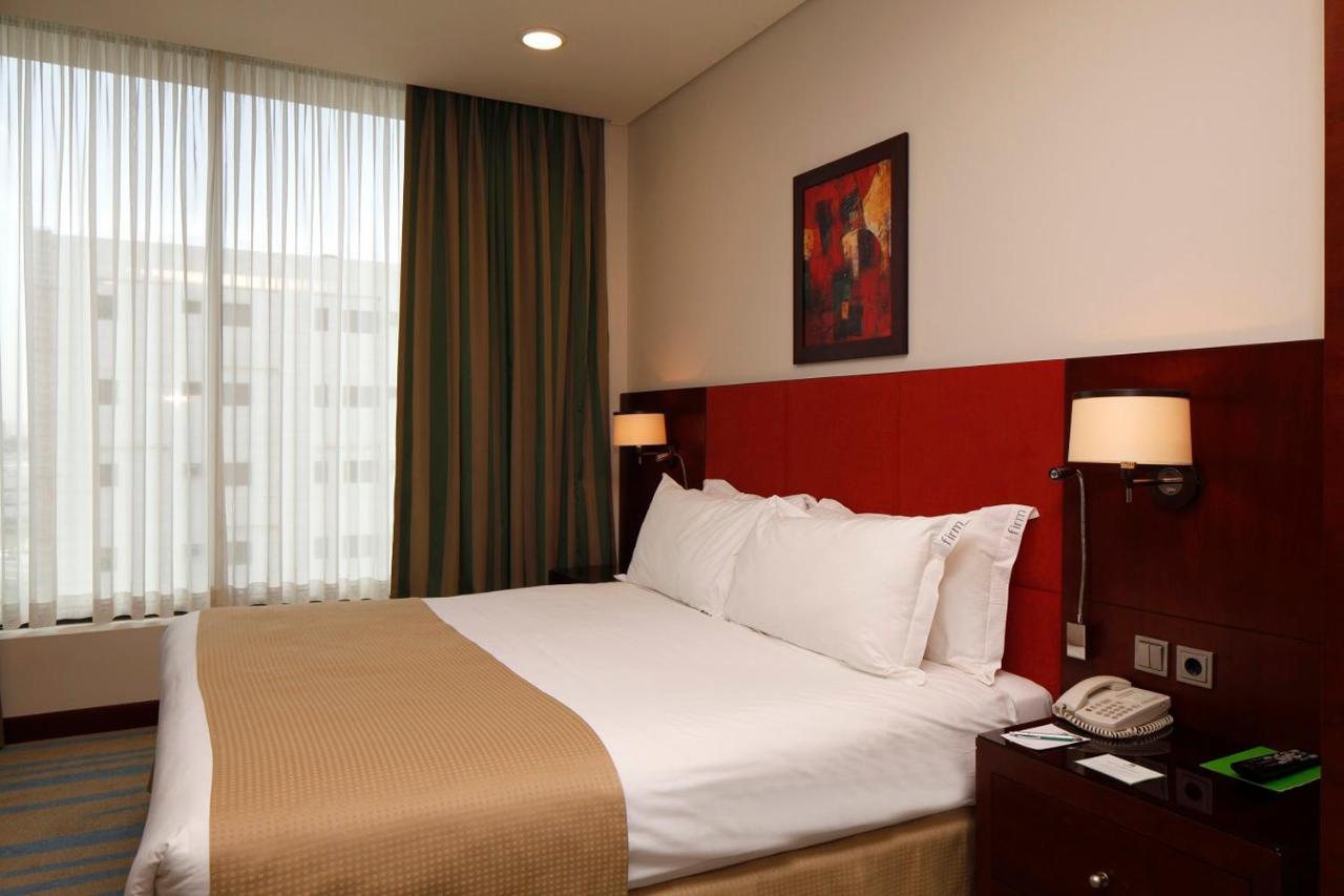 Holiday Inn Olaya By Ihg Riyadh Bagian luar foto
