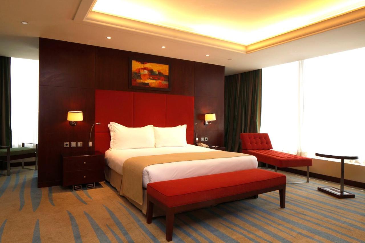 Holiday Inn Olaya By Ihg Riyadh Bagian luar foto