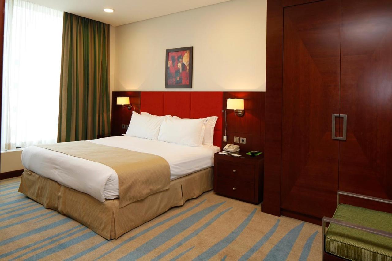 Holiday Inn Olaya By Ihg Riyadh Bagian luar foto