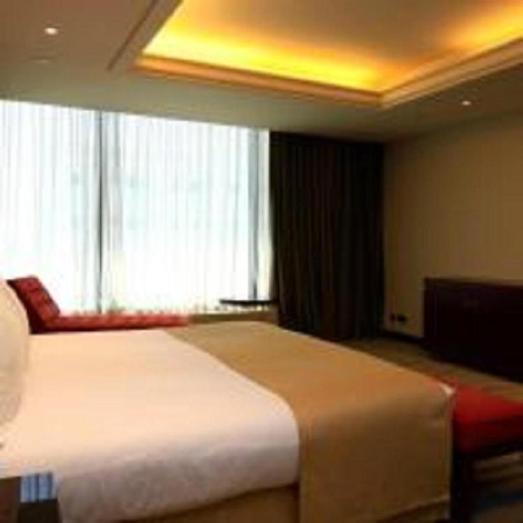 Holiday Inn Olaya By Ihg Riyadh Bagian luar foto