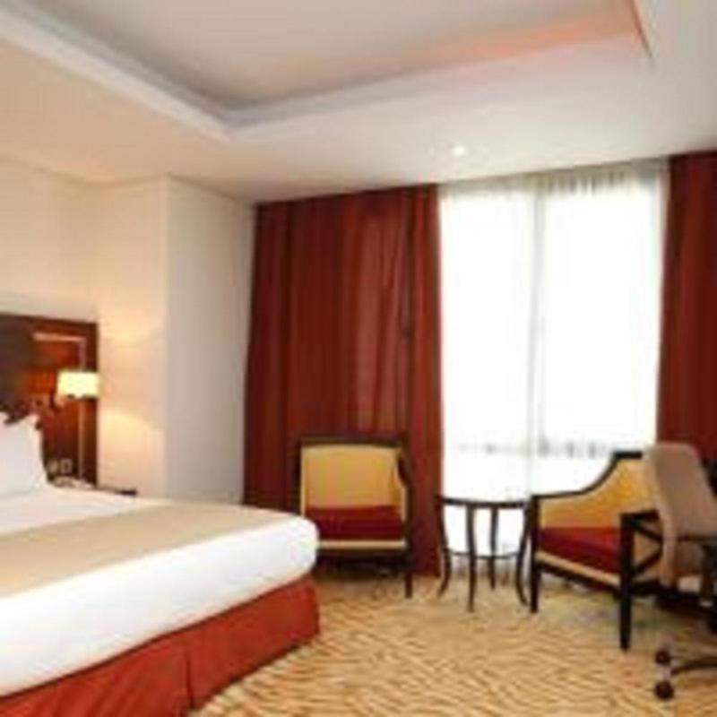 Holiday Inn Olaya By Ihg Riyadh Bagian luar foto