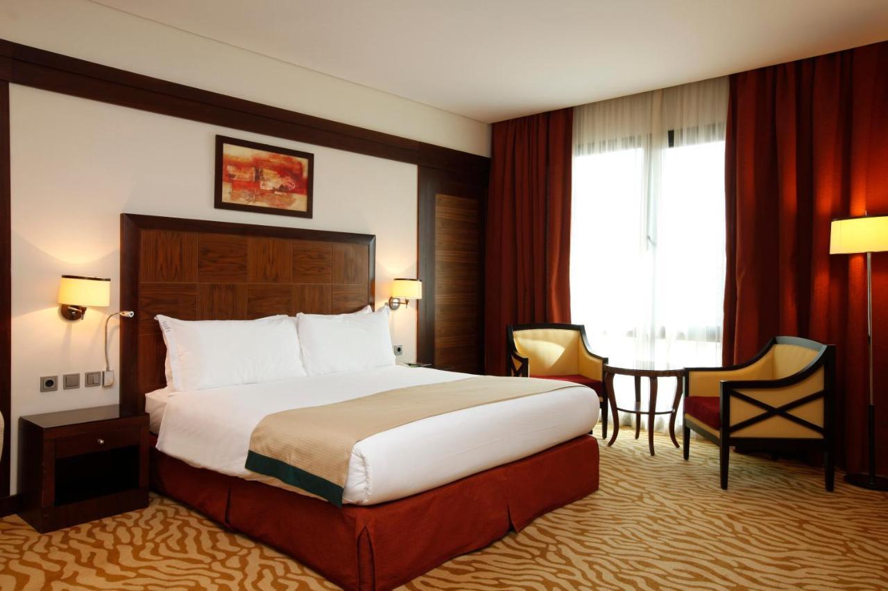 Holiday Inn Olaya By Ihg Riyadh Bagian luar foto