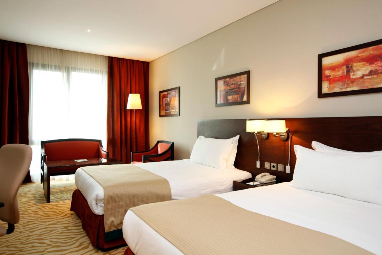 Holiday Inn Olaya By Ihg Riyadh Bagian luar foto